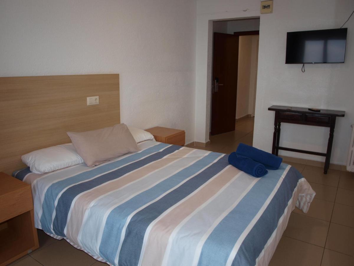 Hostal Mozaik Lloret Lloret de Mar Exterior foto